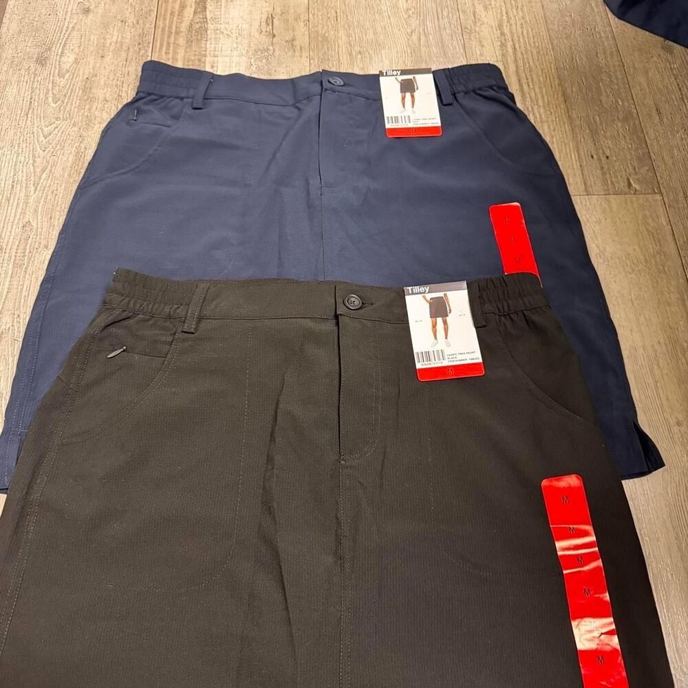 Tilley Women's Black and Navy Shorts